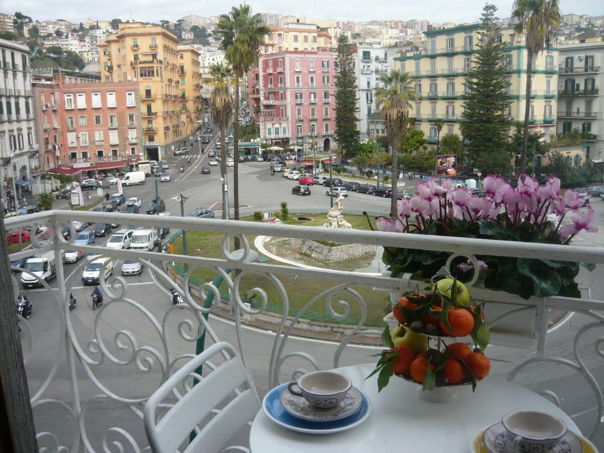 La Stanza Della Sirena Hotel Naples Luaran gambar