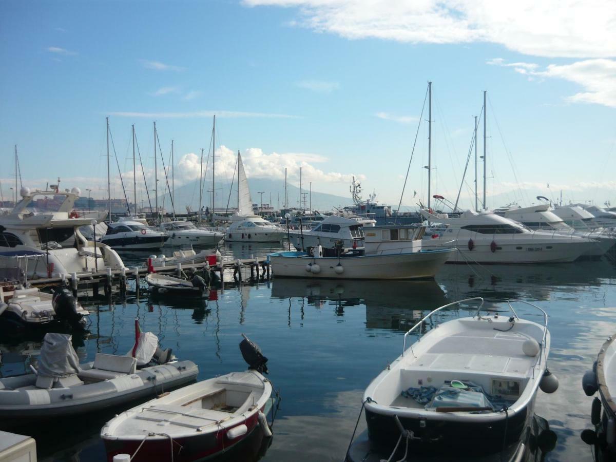 La Stanza Della Sirena Hotel Naples Luaran gambar